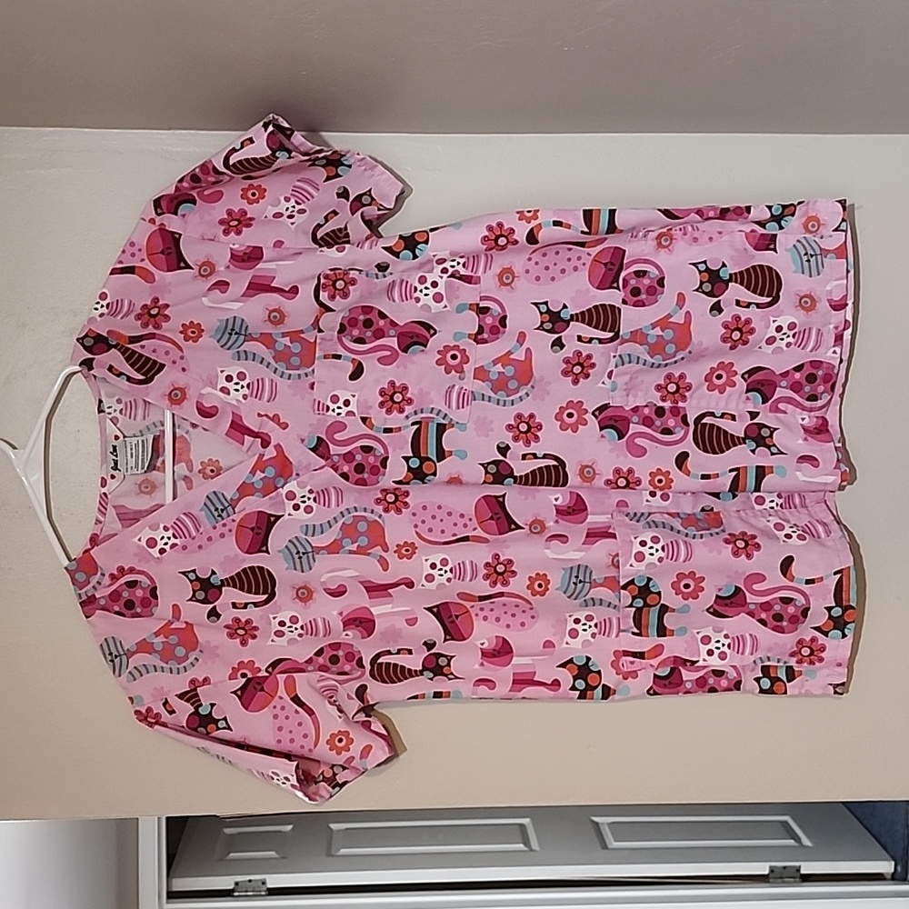 Just Love women's scrub top